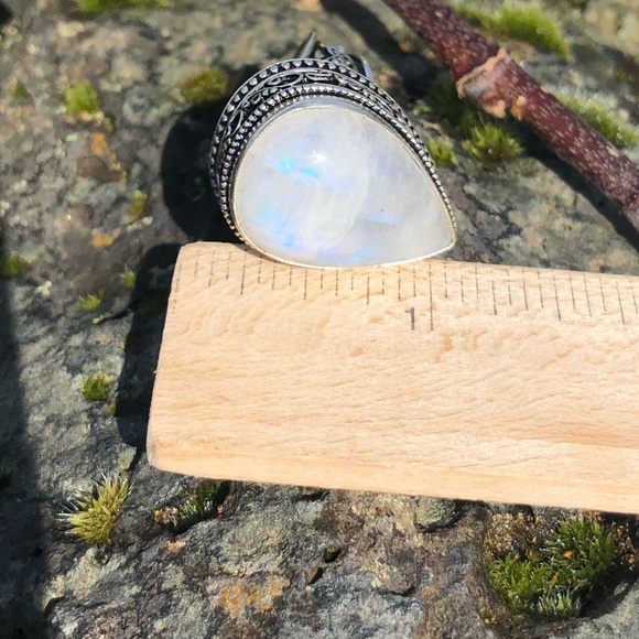 SOLD Moonstone Ring - Picture 5 of 8